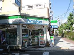 コンビニ　ファミリーマート 市岡みなと通店（コンビニ）まで218m