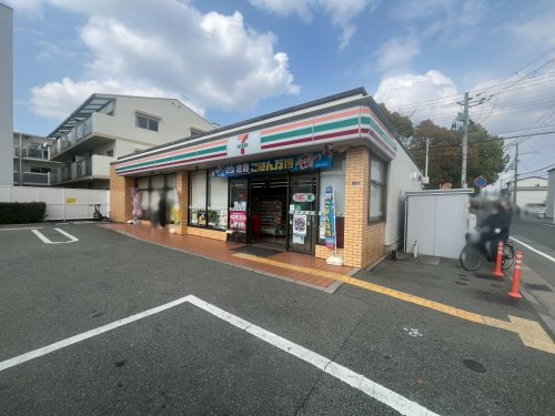 コンビニ　セブンイレブン尼崎下坂部３丁目店（コンビニ）まで198m
