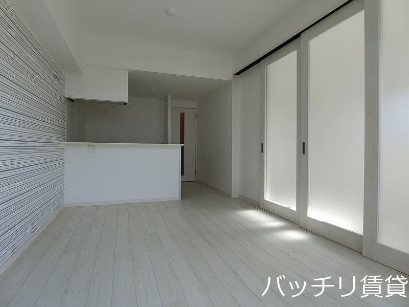 居室・リビング　画像は別号室タイプの為、現状を優先いたします