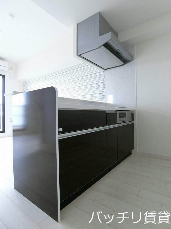 キッチン　画像は別号室タイプの為、現状を優先いたします