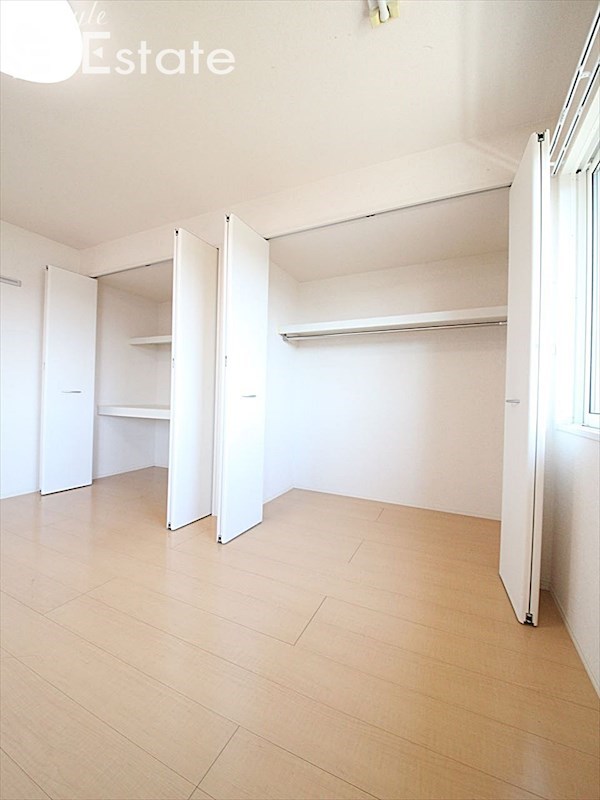 収納　クローゼット