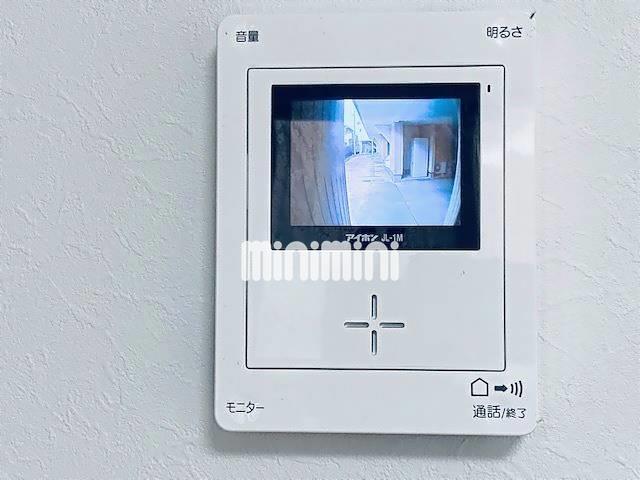 セキュリティ　ＴＶモニターホンで来訪者の確認が出来ます。