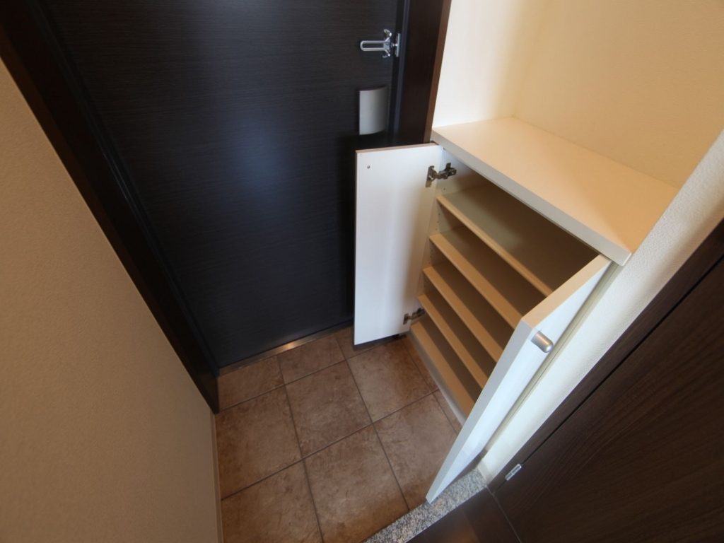 玄関　玄関（シューズボックス付）