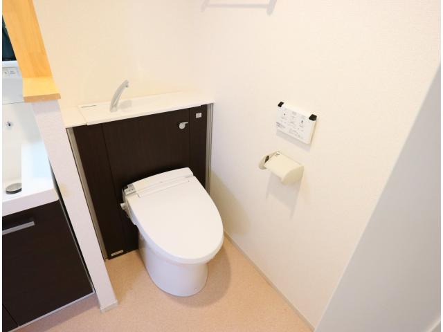 トイレ　シンプルで使いやすいトイレです