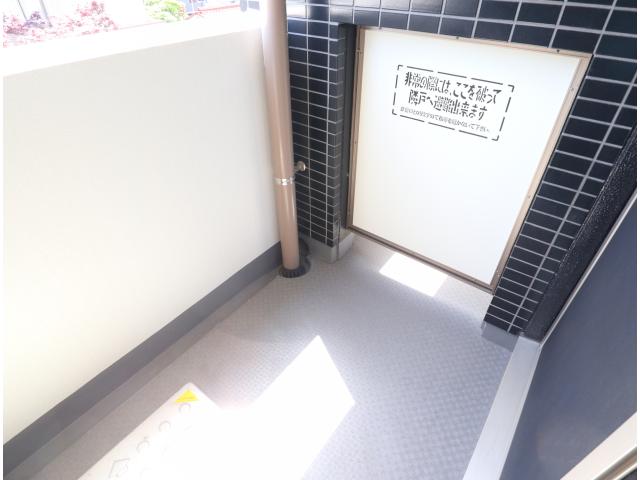 バルコニー　バルコニーがあります