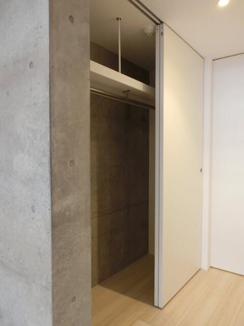 居室・リビング　?