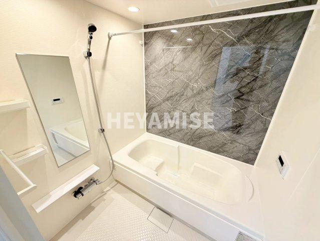 バス・シャワールーム　※室内画像は別号室のもの