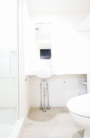 洗面設備　独立洗面台です。