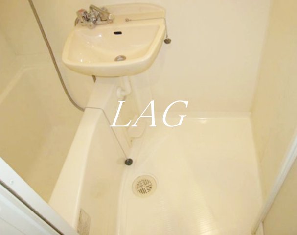 バス・シャワールーム　お風呂です。