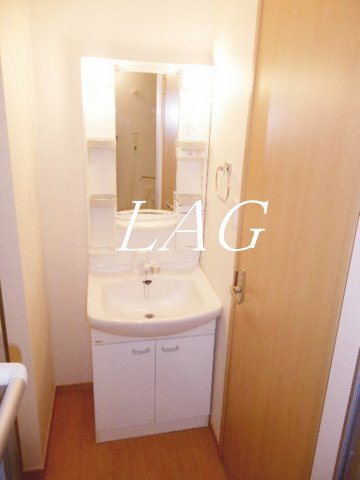 洗面設備　洗面台です。