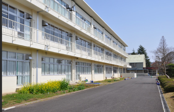 小学校　成田市立橋賀台小学校（小学校）まで1556m