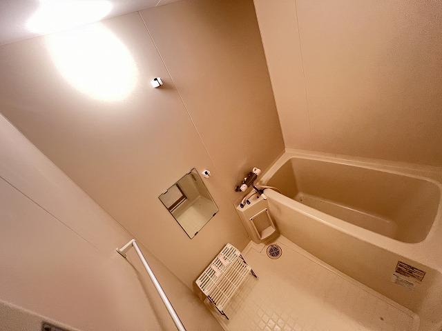 バス・シャワールーム　浴室