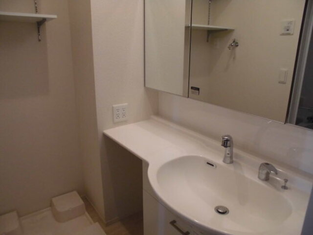 洗面設備　洗髪洗面化粧台