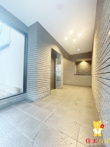 エントランス　共用部の印象も大切に