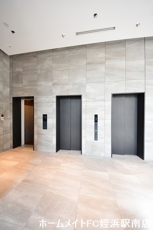 その他設備　★エレベーターは１基ではありませんよ♪★