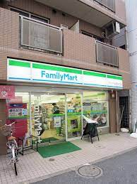 コンビニ　ファミリーマート 代々木上原駅前店（コンビニ）まで470m