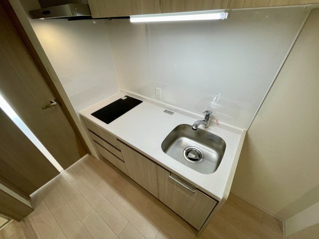 キッチン　同物件別部屋写真