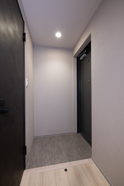 玄関　※写真は同タイプ住戸です。