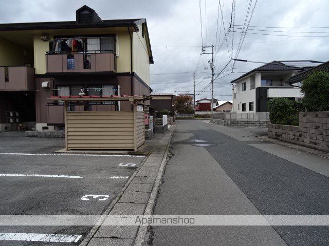 その他　前面道路（その他）まで0m