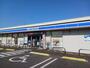 コンビニ　ローソン福山大門町三丁目店（コンビニ）まで400m