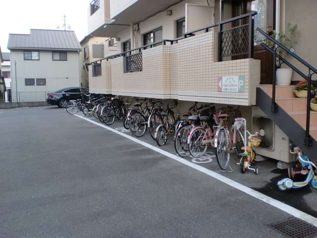 ハイツ三ノ宮の外観写真