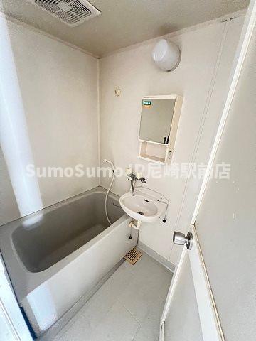 バス・シャワールーム　日々の暮らしに欠かせないお風呂です