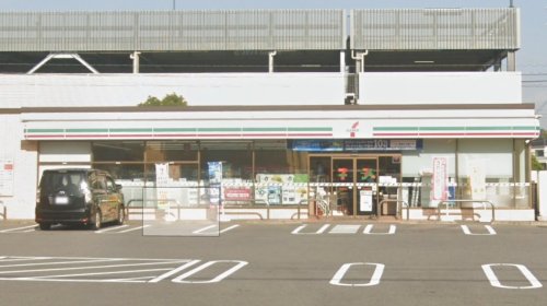 コンビニ　セブンイレブン 常滑市民病院前店（コンビニ）まで935m