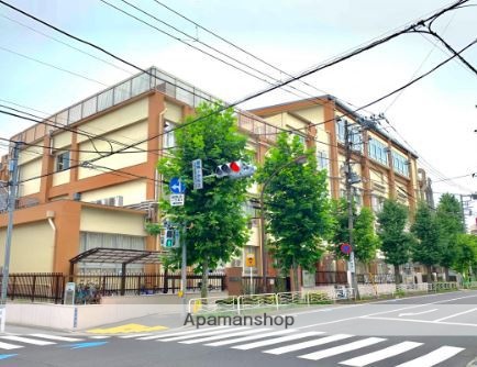 小学校　江東区立扇橋小学校（小学校）まで323m