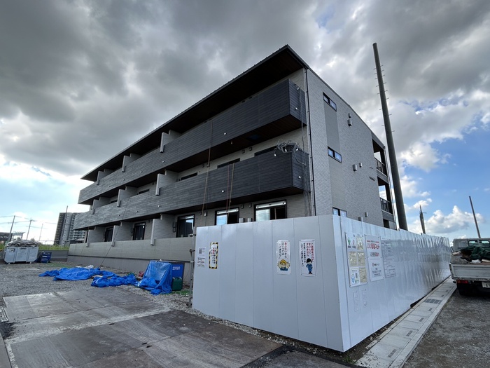 建物外観　建築中