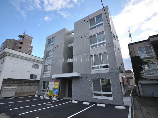 建物外観　グランウッド・アコ