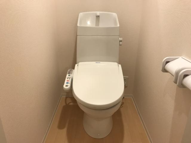 トイレ　シャワー付トイレ