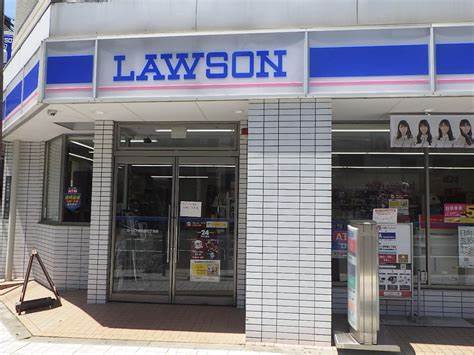 コンビニ　ローソン 京町堀三丁目店（コンビニ）まで250m
