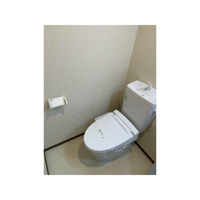 トイレ　別部屋写真参考