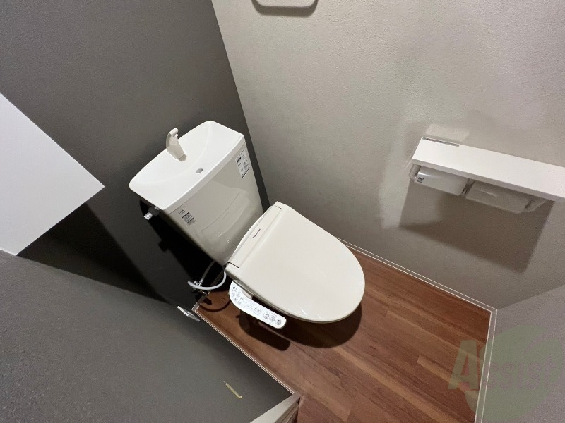 トイレ　トイレです。ウォシュレット付を探している方、おすすめです。