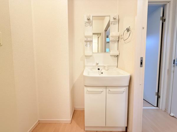 ルイ エ レイ 野洲市行畑の内装写真