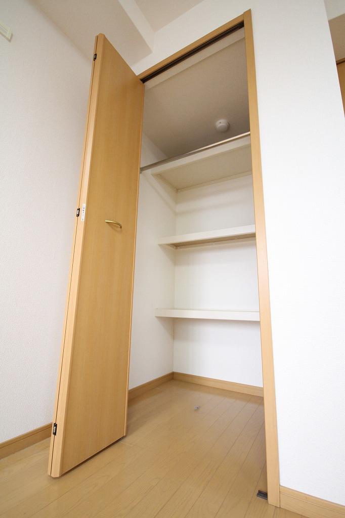 フラットFの内装写真