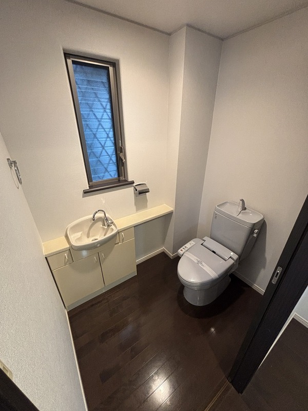 ネモフィラコートのトイレ写真