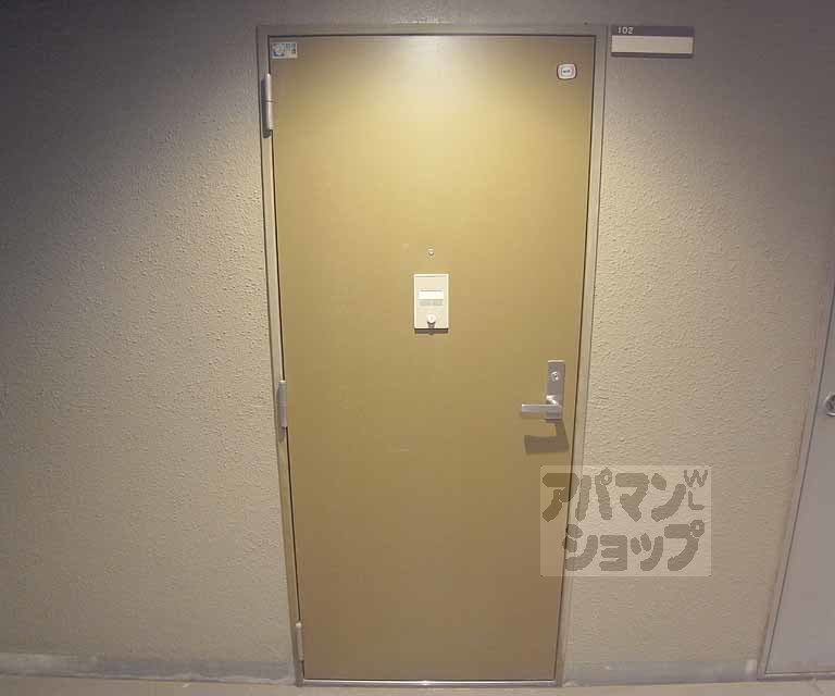 その他設備　玄関ドアです。