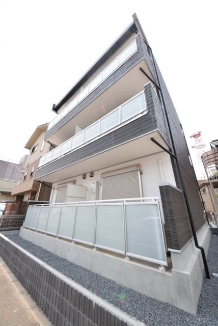 建物外観　通勤・通学に便利な本千葉駅徒歩6分