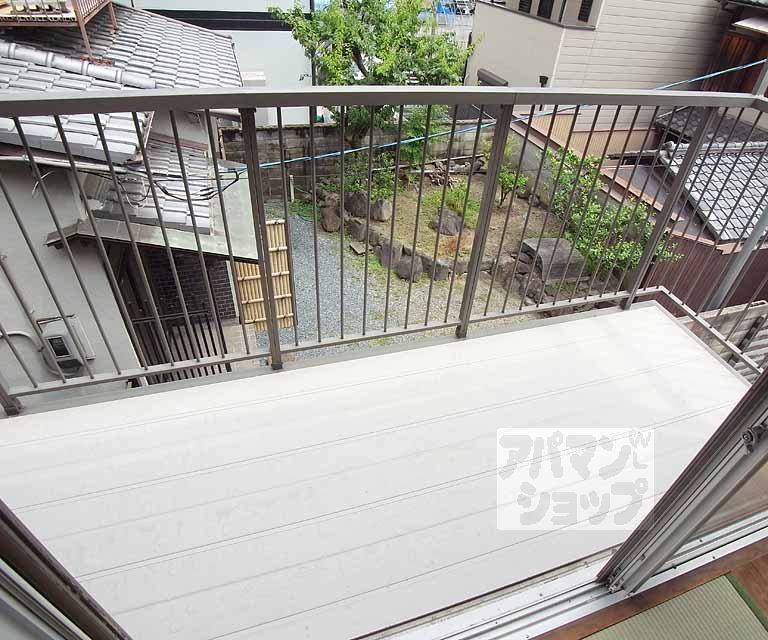 バルコニー　日当り良好。