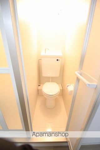ポアソン・ド・オールのトイレ写真