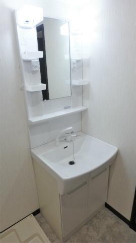 洗面設備　シャンプードレッサー