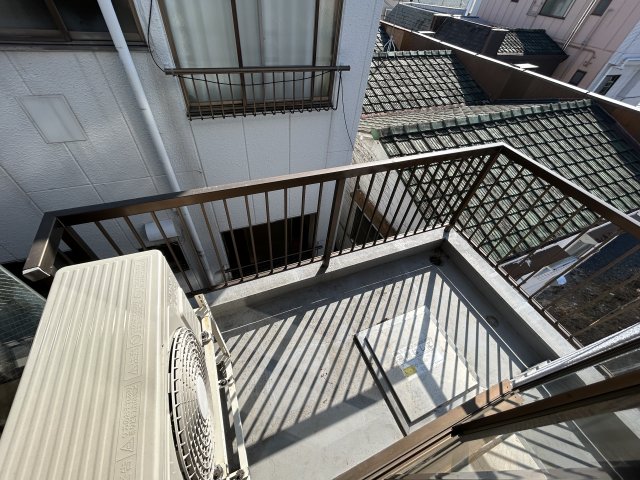 バルコニー　お洗濯にも便利なバルコニー付き
