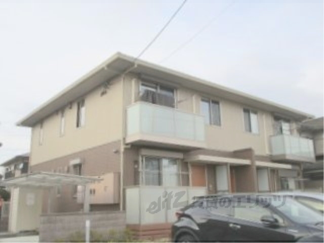 甲賀市水口町新町のアパートの建物外観
