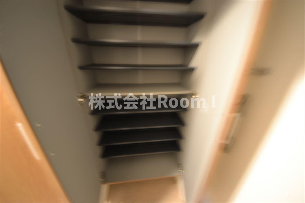 玄関　落ち着いた玄関です