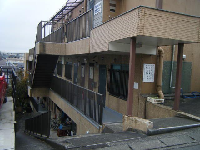 川崎市宮前区神木のマンションの建物外観
