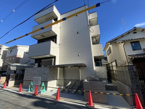 フジパレス百舌鳥八幡２番館の建物外観