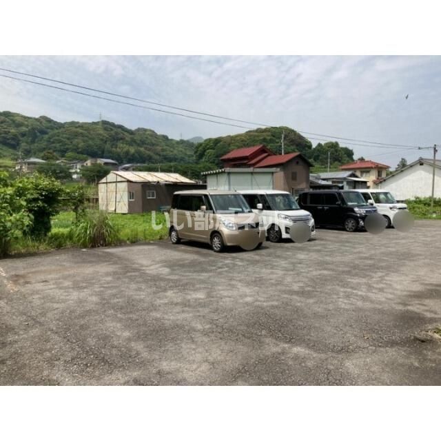 【メゾンプラージュ豊岡の駐車場】