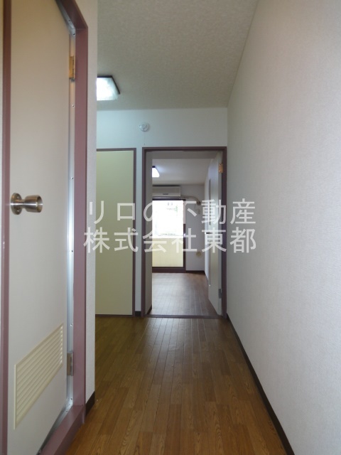 玄関　下駄箱がついているので、片付いた玄関をキープできます！