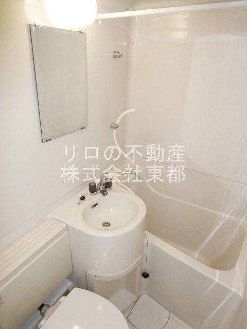 洗面設備　洗面ボウルと鏡もございます☆